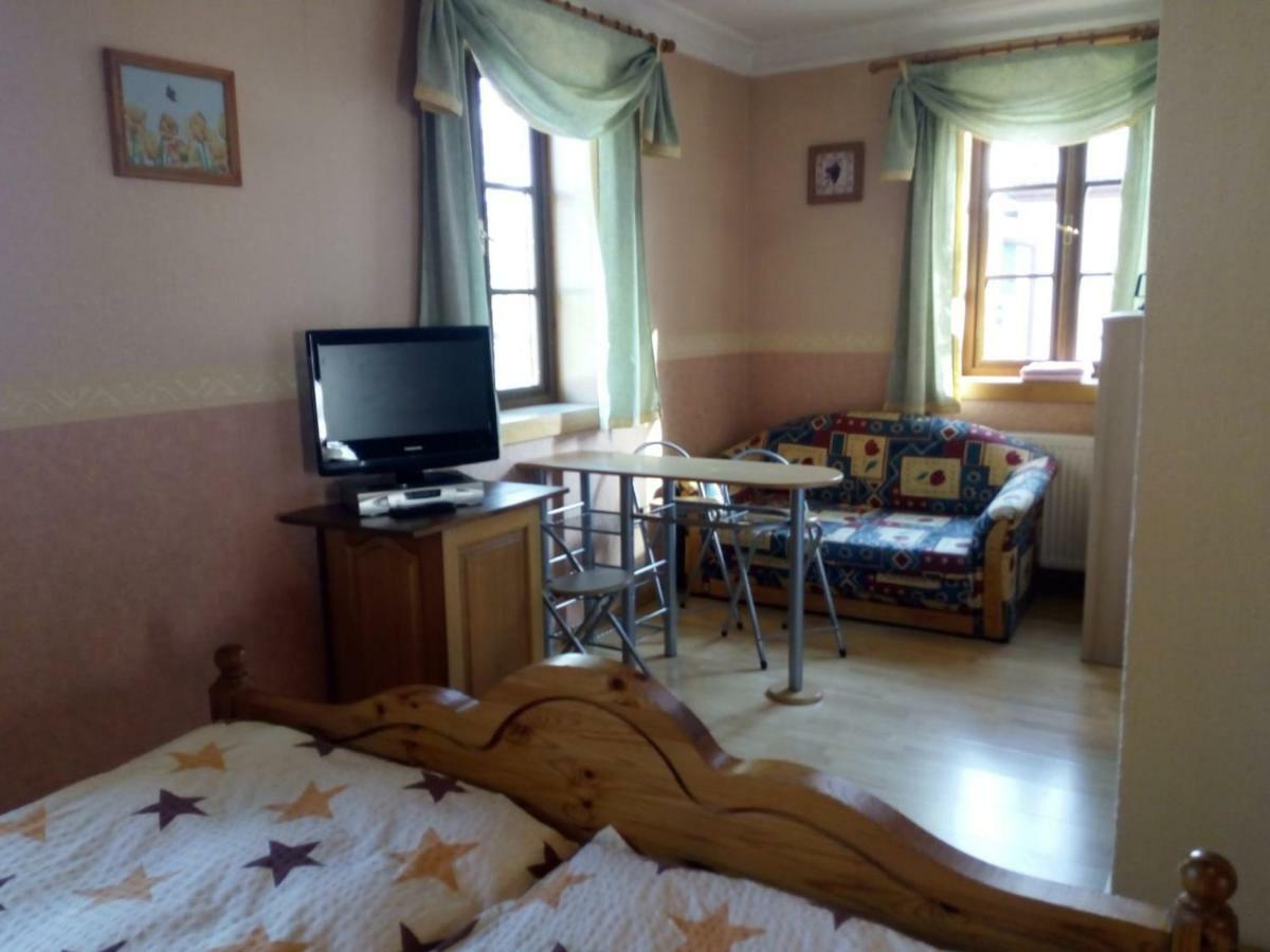 Restaurant A Pension Sorrento Hotel Nový Bor Екстериор снимка