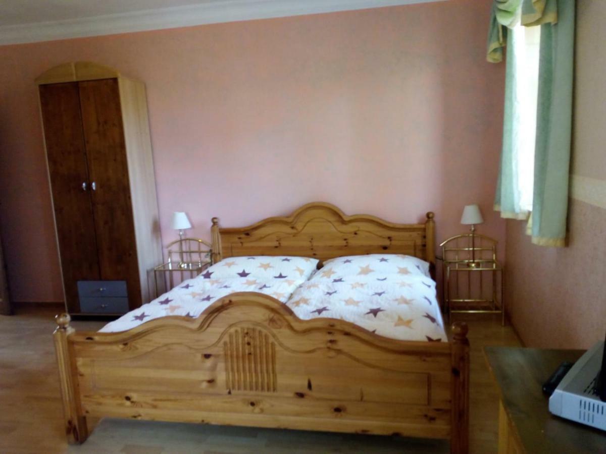 Restaurant A Pension Sorrento Hotel Nový Bor Екстериор снимка